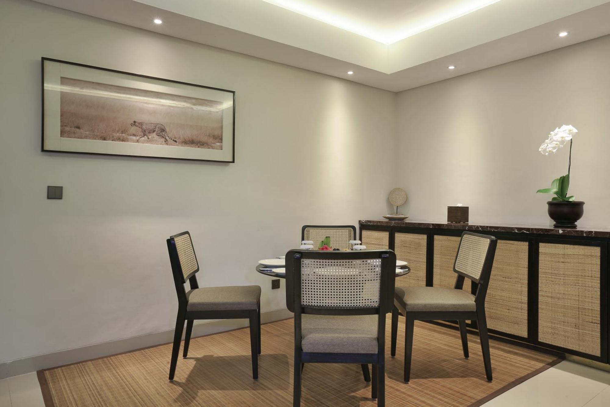 Sanctoo Suites&Villas Sukawati Esterno foto